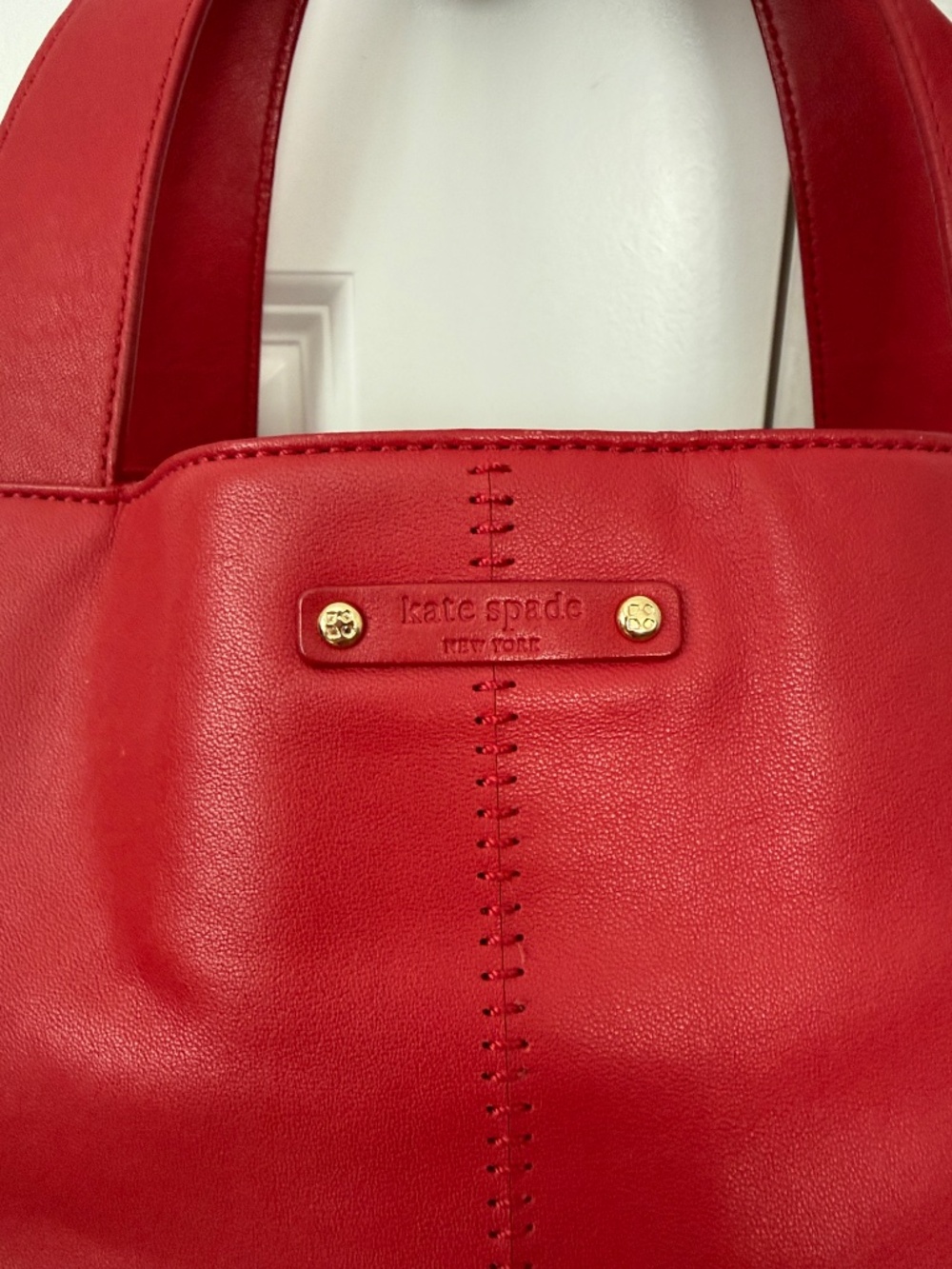 kate spade Red Leather Tote Bag NWOT $350 with dust bag - Picture 2 of 9